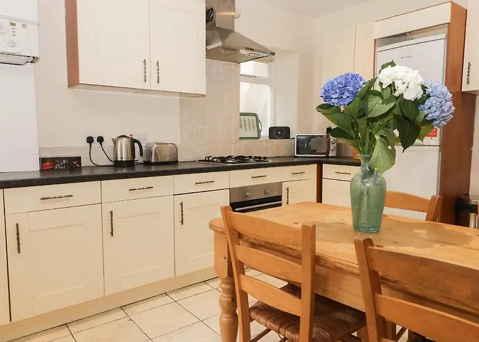 Cooper's * Pickering